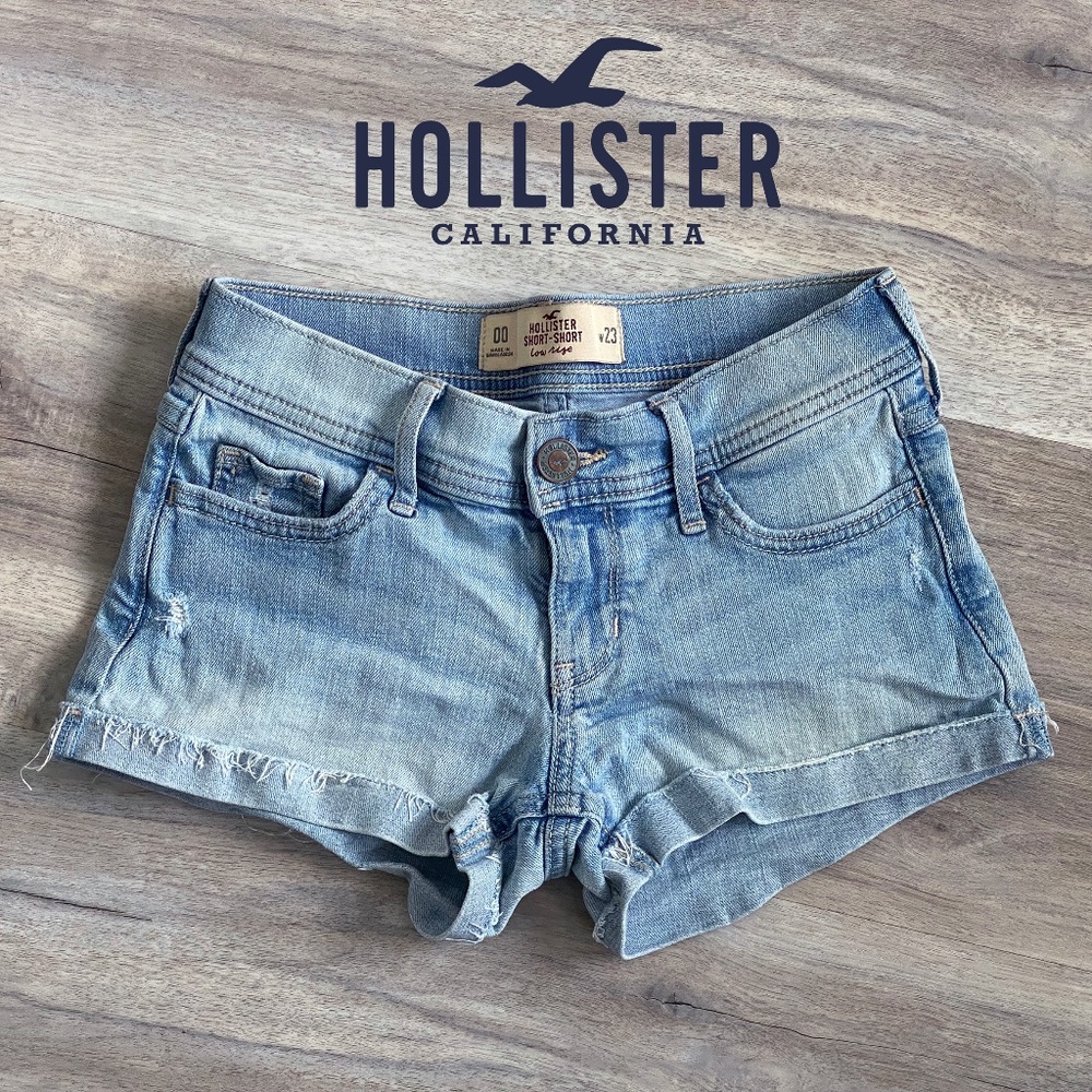Hollister Short short size 00 Low rise denim shorts W 23 Light blue jeans